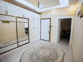 Merkezi Konumda Muhteşem Manzaralı Geniş Lüks Daire