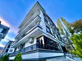 Berkay Demirel'den İkizçayda Ön Cephe Ayrı Mutfak Doğalgazlı 2+1