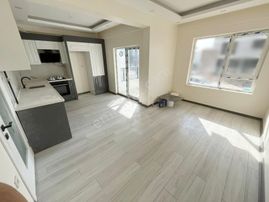 Yıldız'dan Emsalsiz!!! Merkezde Sıfır E.banyolu Lüx Y.giriş !