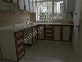 Remax Elmadan Ballıbaba Sokakta Bahçeli Daire