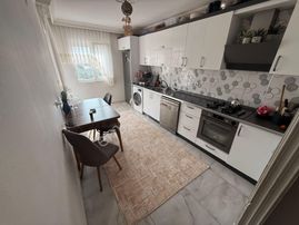 Aydoğmuş Mahallesinde 3+1 Katta Geniş Satılık Daire