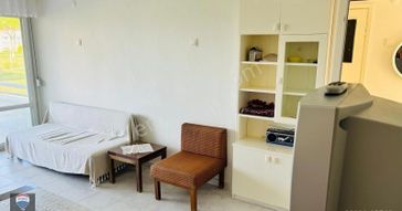 Kuşadası Ssk Sitesi'nde Denize 150m. Manzaralı 1.kat Daire