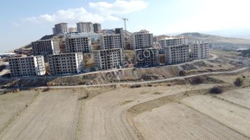 Mamak Kızılca Da Toki Yanı Sanayi Yakını Yol Kenarı Fırsat Yeri