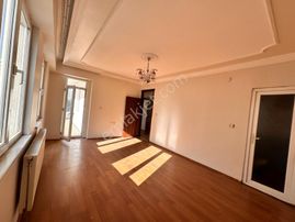 Makro Life Gayrimenkulden Metropolde Bedir Yapı Kalitesiyle 3+1 Satılık Fırsat Daire