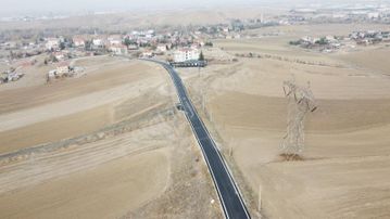 -*altınova Da Bi Daire Getirili 220 Metre 8 Katlı Bölgede*-*