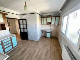 Huzurevleri_metro_durağına_yakın_doğalgazlı_kapalı_mutfak_kilerli_gdk_cepheli