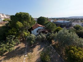 Deniz Manzaralı Müstakil Ev + 330 M² Arsa! Kaçırılmayacak Fırsat