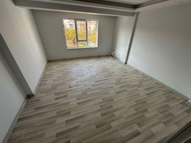 Hayal'den Tandoğan Mh'de Sıfır Bina 1. Ara Katta Ön Cp. Geniş Balkonlu 3+1 Fırsat Daire !