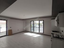 Dikmen'de Sıfır Binada Satılık 1+1 Daire