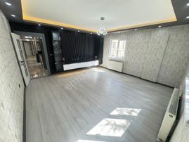 Yılmaz Gayrimenkulden Ultra Lüks Ful Yapılı Ara Kat Kacırılmayacak 3+1 Fırsat Dairesi