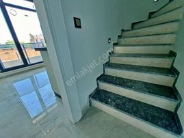 Uytundan Zeytinlide Doğayla İç İçe Satılık Müstakil 3+1 Villa