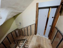 Tandoğan Mah 12 Yıllık Asansörlü 2+1 Ful Yapılı Geniş Daire