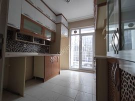 Beşikkaya Mahallesi 1+1 Giriş Kat Altınköy Parkı Yakını Asansörlü