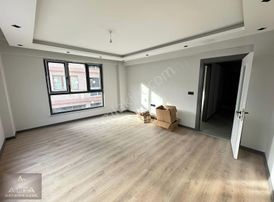 Çamlıca Mah. Cadde Üzeri Köşe 130 M² 3+1 Satılık Daire