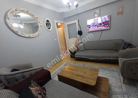 Zeytinburnu Veliefendi Mah'de 2+1 78m² 11yıllık Satılık Daire Osmanlı Emlak