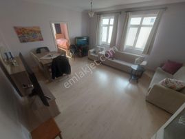 Asyapıdan 3+1 100m2 Polisevi-hakimevi-ç.emeç Yakını Lüx Kombili