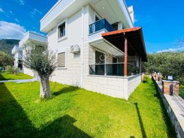 Kerim'den Altınoluk Satılık 3+1 Müstakil Bahçeli Sıfır Lüx Villa