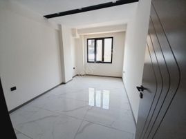 Kaan Emlaktan Şemiklerde 3+1 Sıfır Lüks Daire.