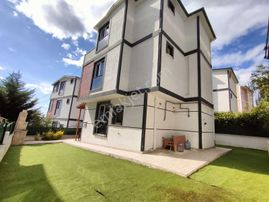 Kartallar'dan Plaja Yakın Müstakil Villa.eşyalı Bahçelimasrafsız