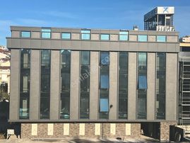 Şile Otoyolu Cepheli! Çekmeköy Mithatpaşa’da 200 M² Prestijli Kiralık Ofis