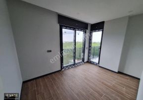 Kuşadası Davutlar Sahilinde Satılık Sıfır 3+1 Müstakil Villa