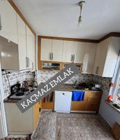 Afyon Kanlıca Mahallesinde Satılık 3+1 Daire