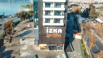 İzka-line Projesinde İzmir Körfez Manzaralı 78 M2 Ofis