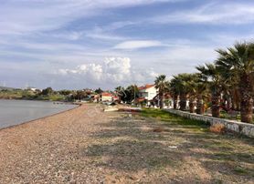 Alıağa Çakmaklı 'da Her Katında Denız Manzaralı Trıplex Doğalgazlı Satılık Yazlık