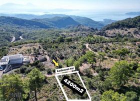 Gökçeovacık'ta Full Deniz Manzaralı 4200 M2 İmarlı Tarla