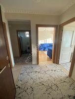 Sürer Emlak`tan Satılık 2+1 Daire`miz Ayrı Mutfaklı Ve Ara Katta