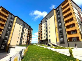 **eryıldız İnşa'tan**%80 Kredi İmkanı**tepe Bölgesinde Butik Site İçinde 145m2 Ultra Lüx 3+1