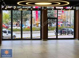 »garanti Emlak'tan Şehir Merkezinde, 600 M² Emsalsiz Bir Dükkan«