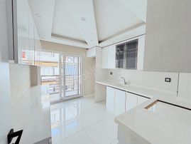 Emlak Center'dan Tunca Mah Satılık 3+1 140m² Ful Lüks Daire