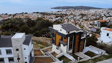 Maviye Açılan Kapı Özderenin En Gözde 5+1 Eşsiz Villası