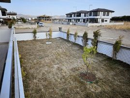 Villa Tadında Denize Yakın Bahçeli Kalite Site İçi Daire