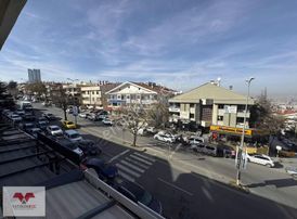 Büyükesat Mahallesi Uğur Mumcu Caddesi Kiralık Katta 3+1 Ofis