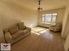 İncesu Mah. Azak Sokakda Satılık Ara Katta 3+1 Daire