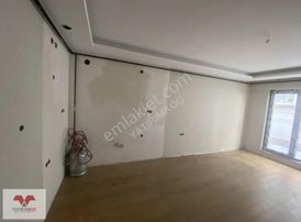 Nene Hatun Caddesi Üzeri 1+1 Satılık Daire