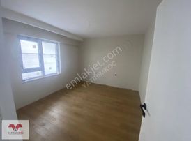 Nene Hatun Caddesi Üzeri 1+1 Satılık Daire