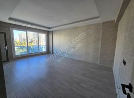 75 Caddesi Tepe Yapı Satılık 3.5+1 Daire
