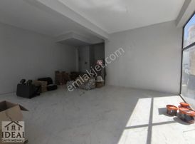 Manisa Yunusemre Barbaros Sifir Köşe 180 M2 Dükkan 5.750.000tl