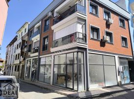 Manisa Yunusemre Barbaros Sifir Köşe 180 M2 Dükkan 5.750.000tl