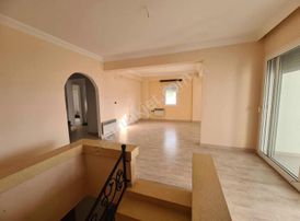 Deniz Ve Doğa Manzaralı