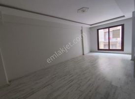 Muradiye 23 Nisan Parkı Yakını 3+1 125 M² Geniş Ferah Kira