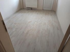 Harika Konumda Satılık 3 Balkonlu Geniş 2+1 Daire(mutfak Ayrı&wc