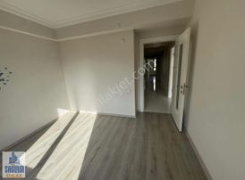 Sağlam Emlaktan Hastane Arkasında Kiralık 3+1 Daire