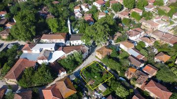 Erdek Yukarıyapıcı Mahallesi Köy Merkezinde Satılık 370m² Arsa