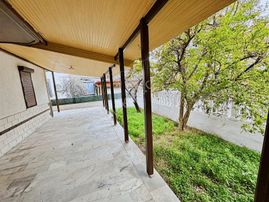 Seferihisar Ürkmez De Satılık 2+1 Zemin Kat Daire