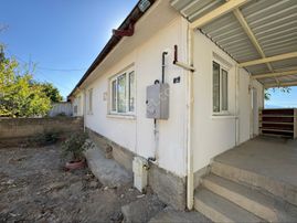 A-k Emlaktan Akşehir Tipi Mah Kombili Bakımlı 477 M2 Arsalı Müstakil Daire