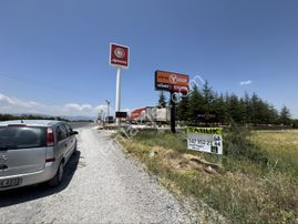 A-k Emlaktan Akşehir Osb Cvr Köfteci Yusuf Yanı Satılık Yola Sıfır Tarla